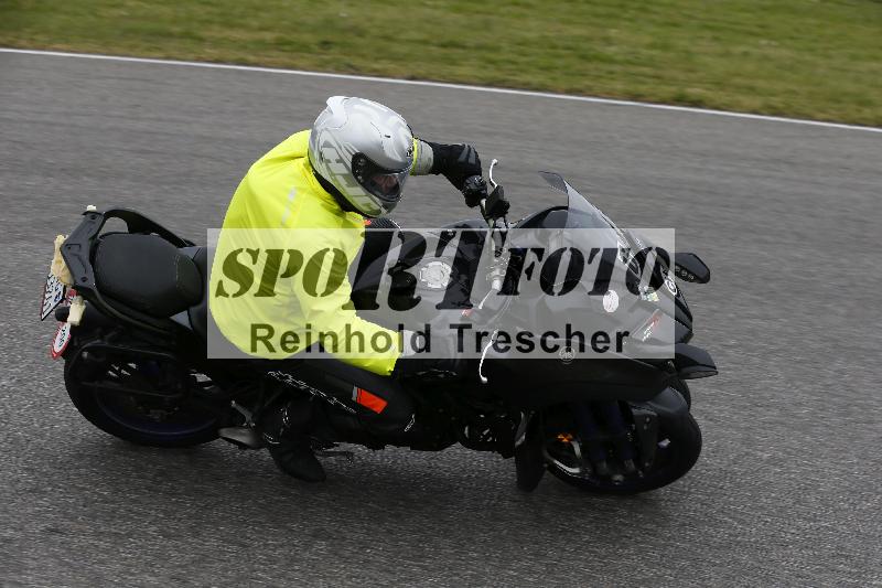 /Archiv-2024/13 22.04.2024 Plüss Moto Sport ADR/Einsteiger/6